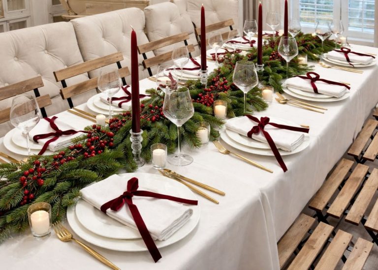 15 Christmas Table Decor Ideas for a Magical Holiday Dinner
