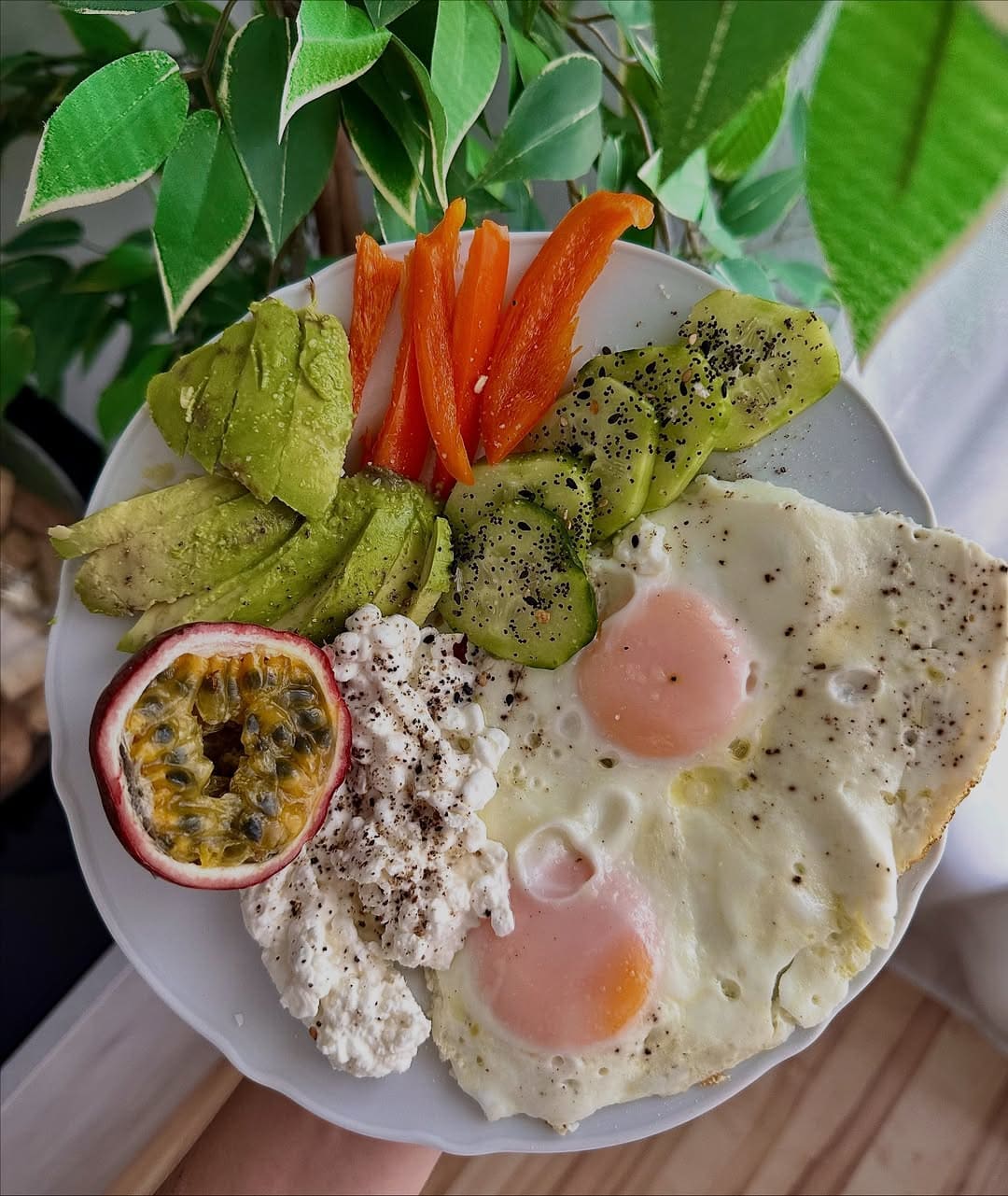 Clean Protein Veggie Breakfast Bowl