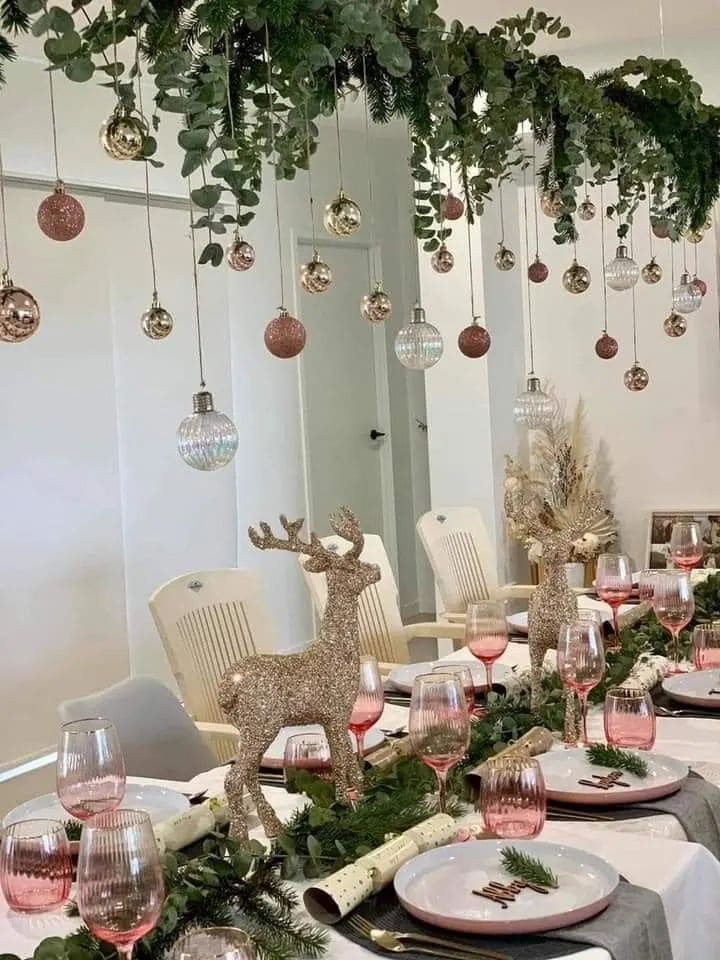 Hanging Ornament Christmas Tablescape