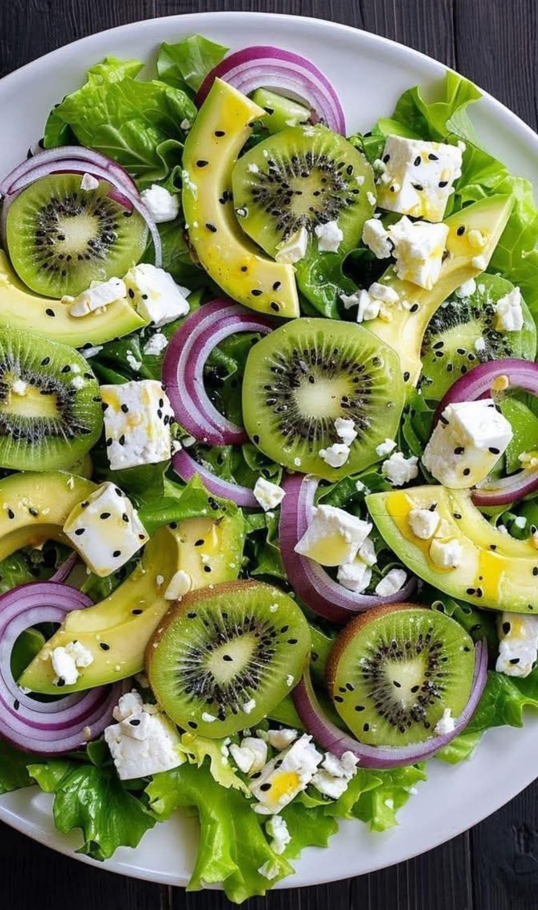 Kiwi Avocado Green Salad
