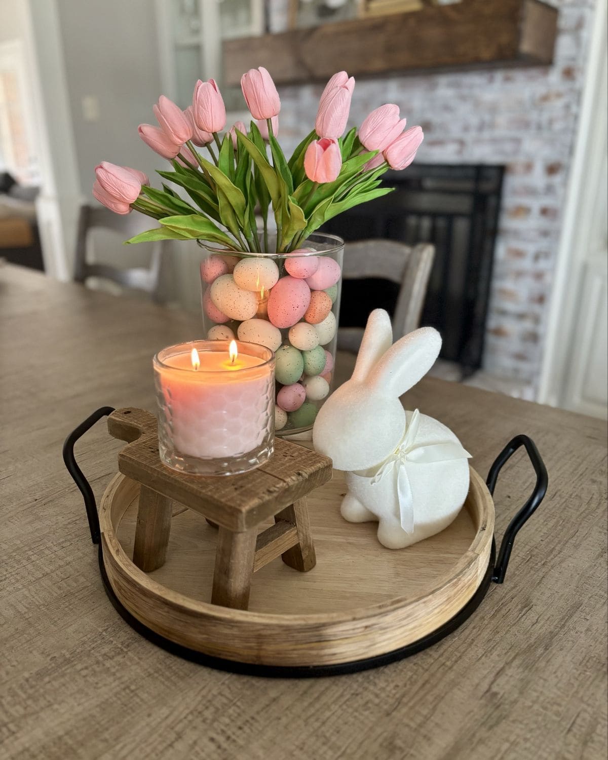 Simple and Elegant Easter Table Tray