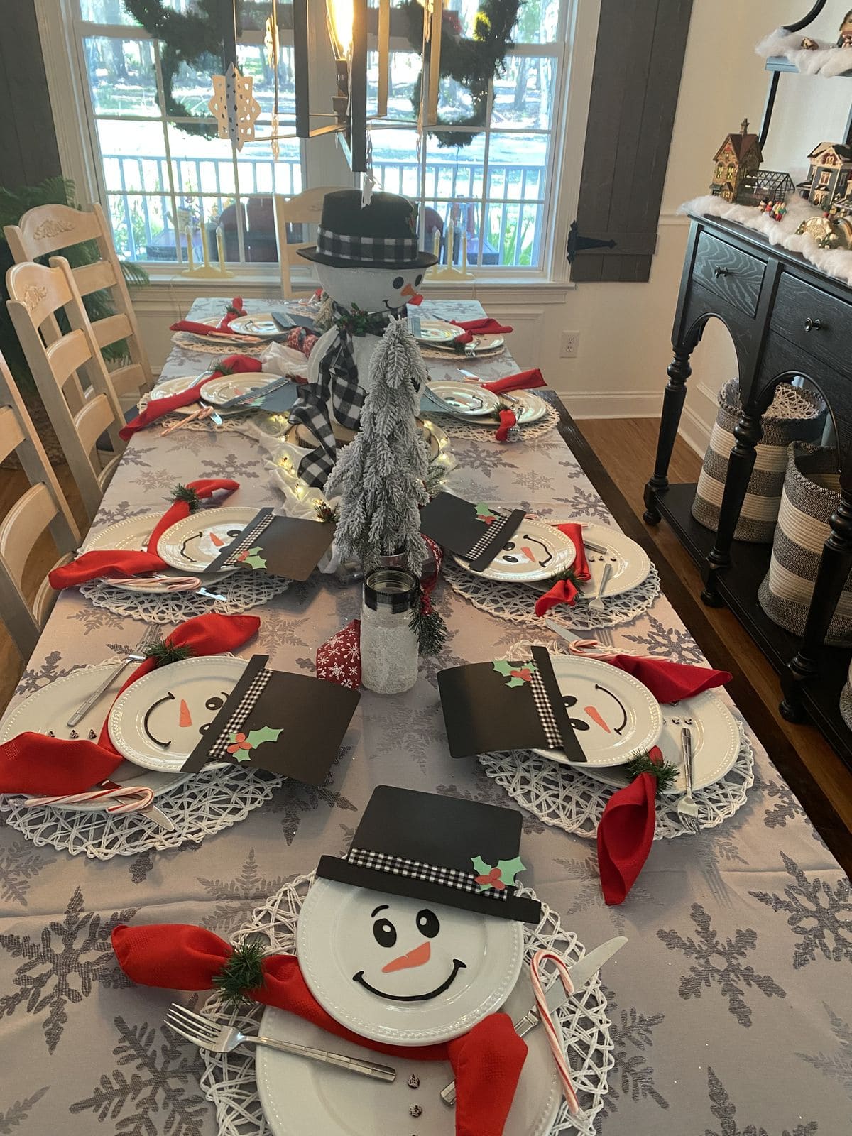 Snowman Theme Christmas Table