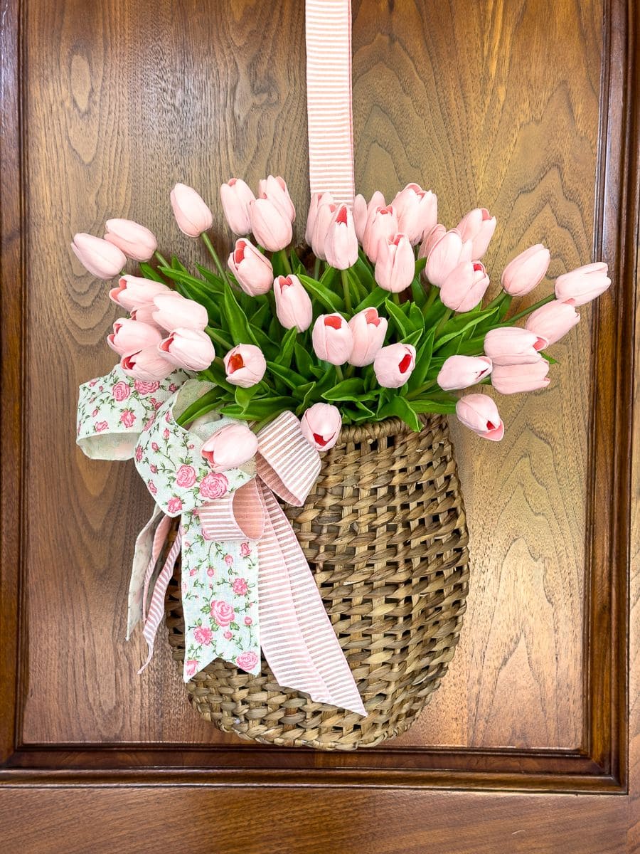 Tulip Basket Door Wreath