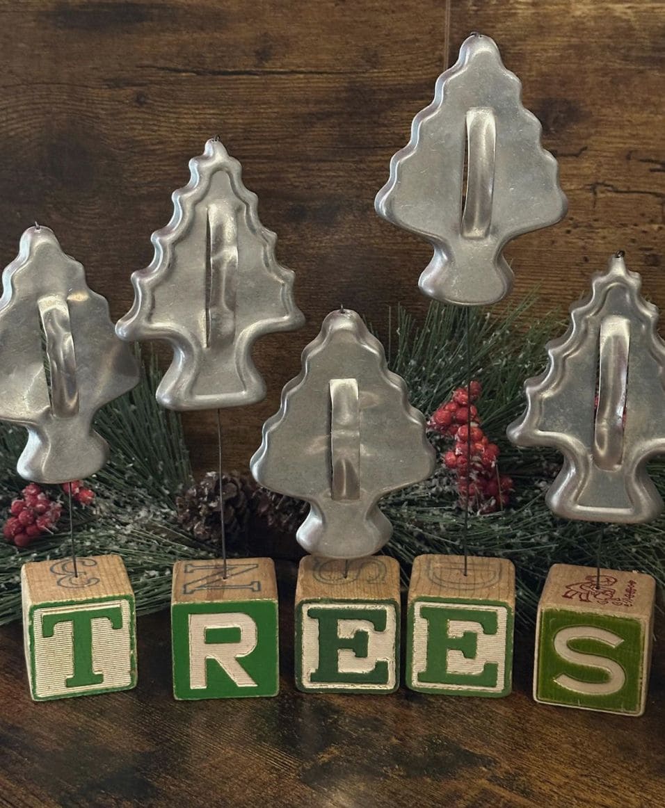 Vintage Baking Mold Christmas Tree Display