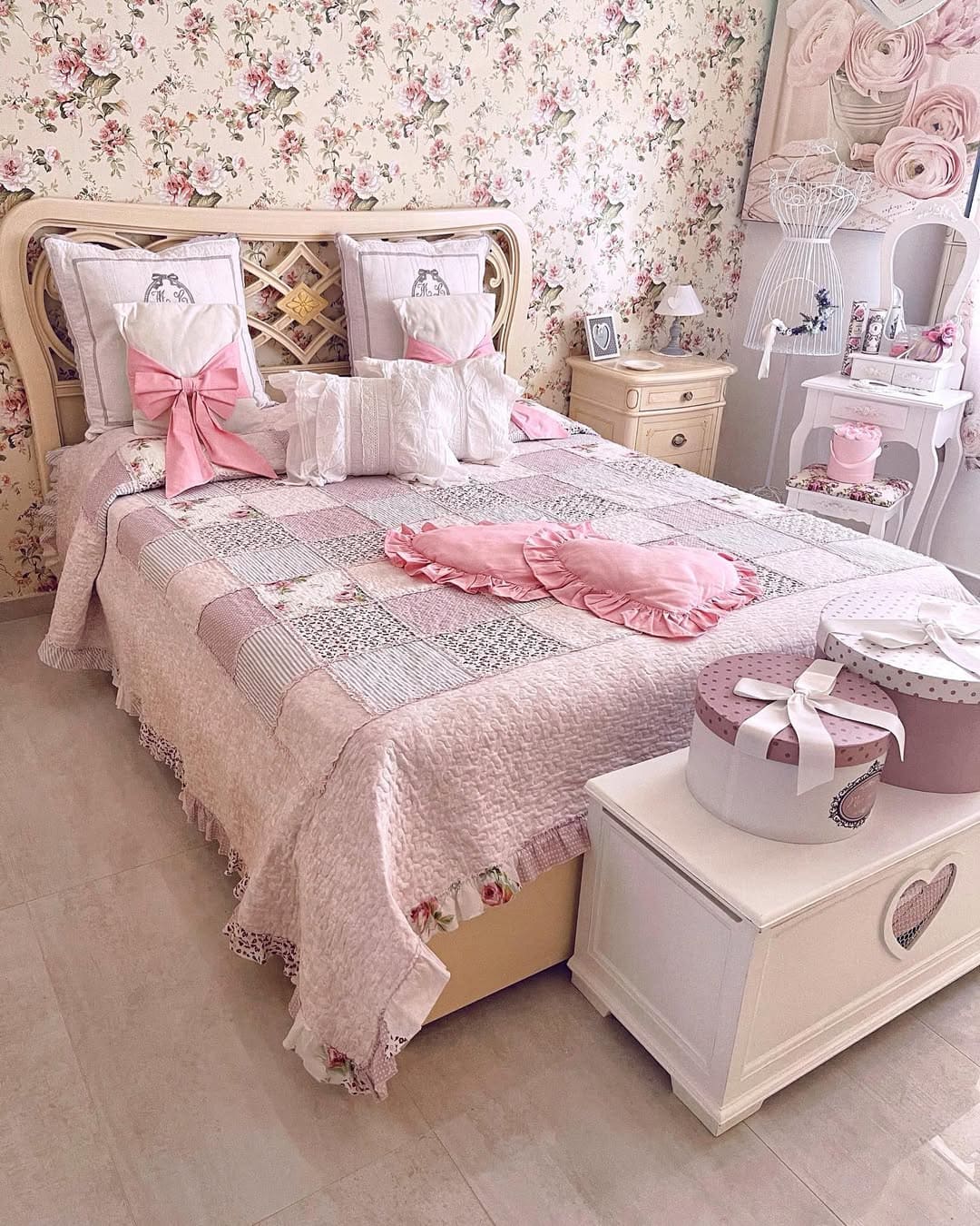 Vintage Pink Valentine Bedroom